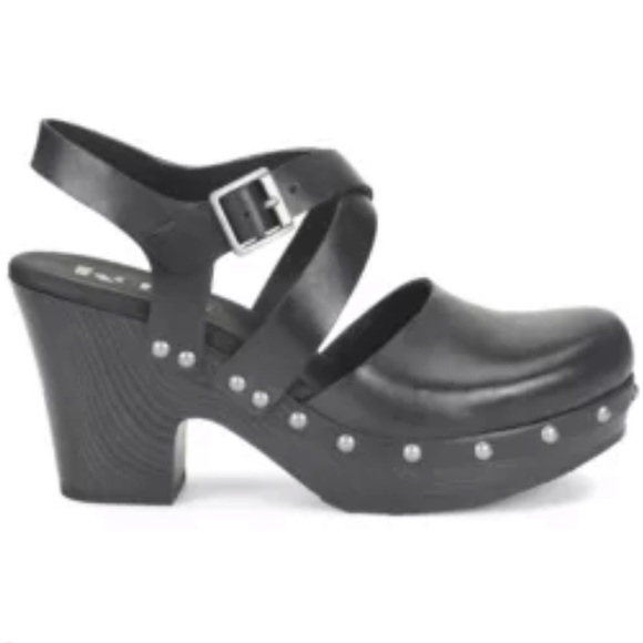 Korks Shoes - Korks Black Leather Abloom Strappy Studded Clogs